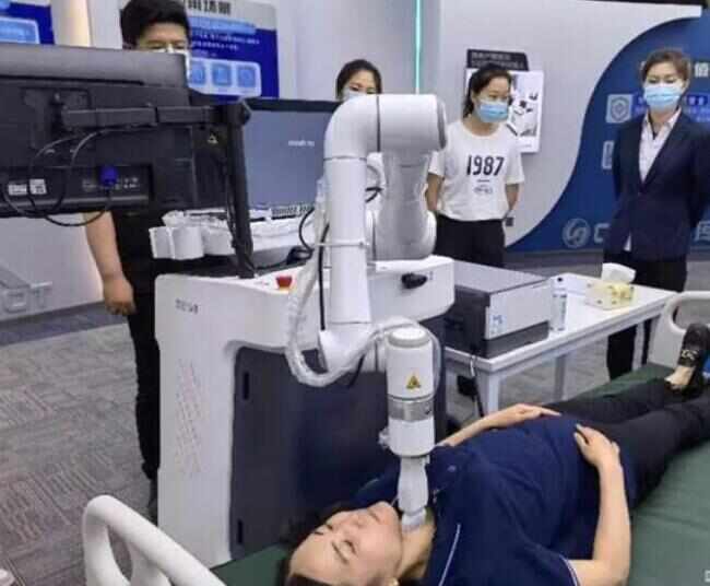 5G超聲機器人引領遠程問診新紀元，智能醫(yī)療項目扎根深哈產(chǎn)業(yè)園
